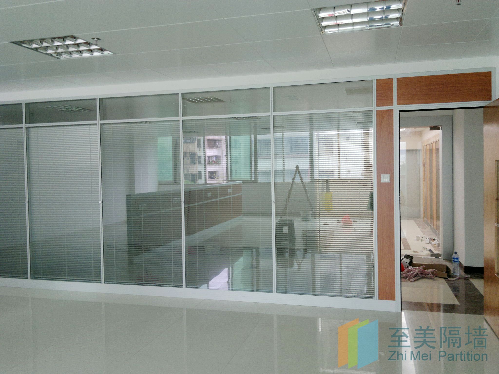 惠州玻璃隔断高隔墙产品型材规格:84款-107款
