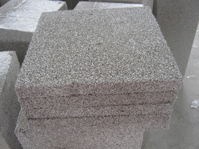 混凝土与基岩摩擦系数。