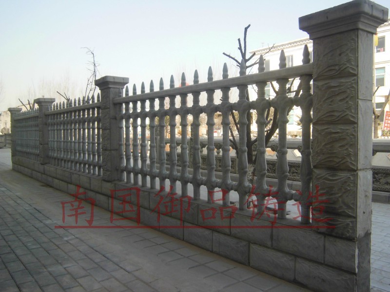 广西防城港水泥护栏围栏水泥护栏