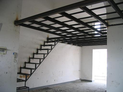 供应北京专业焊接外跨楼梯,钢结构楼梯焊接