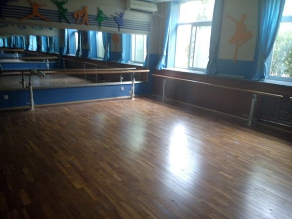 室內籃球場地板 楓木運動地板批發