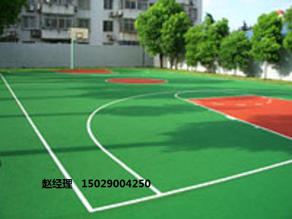 足球表面有透明的塑料吗,足球表面有透明的塑料吗图片