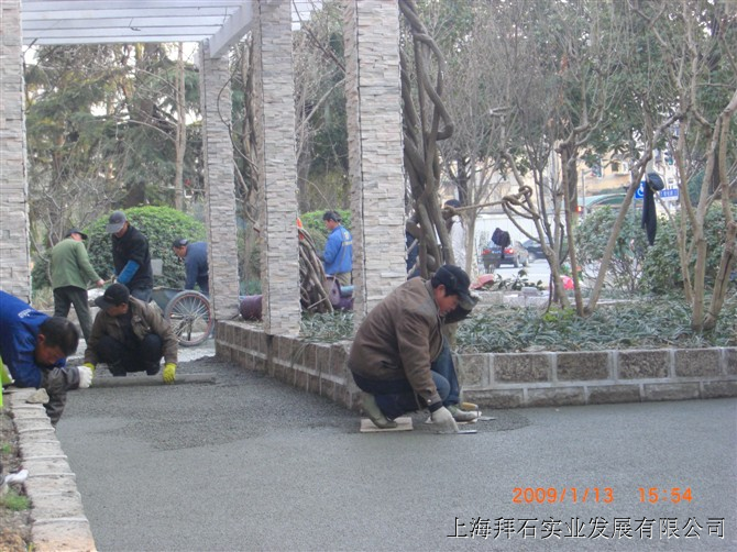 长期宁波休闲广场帕米亚孔渗水地面铺装