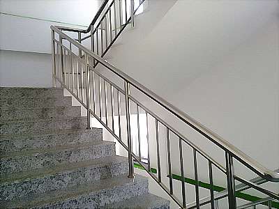 首页 产品供应 装修施工 楼梯 不锈钢楼梯 > 供应不锈钢 扶手   价格