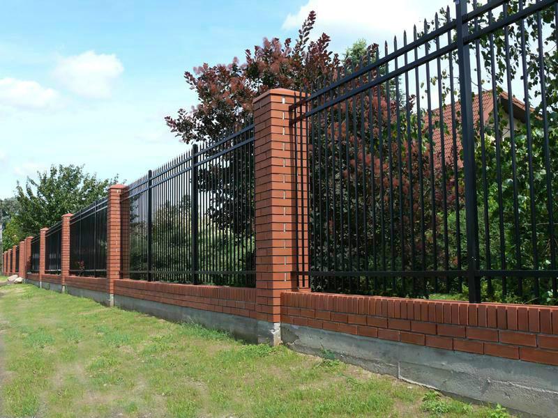 供应围墙铁栅栏|围墙护栏|栅栏铁网