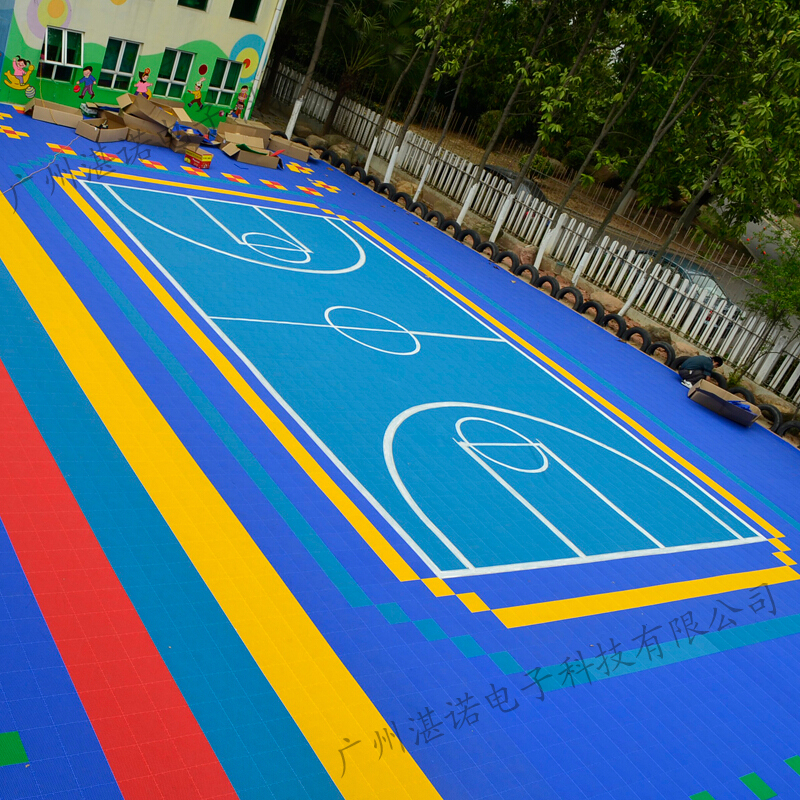 供应全国幼儿园悬浮地板/幼儿园塑胶地板